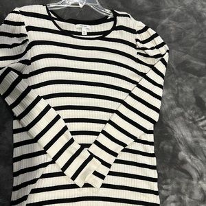 Nine West black & white sweater. Size XXL. Gently used.